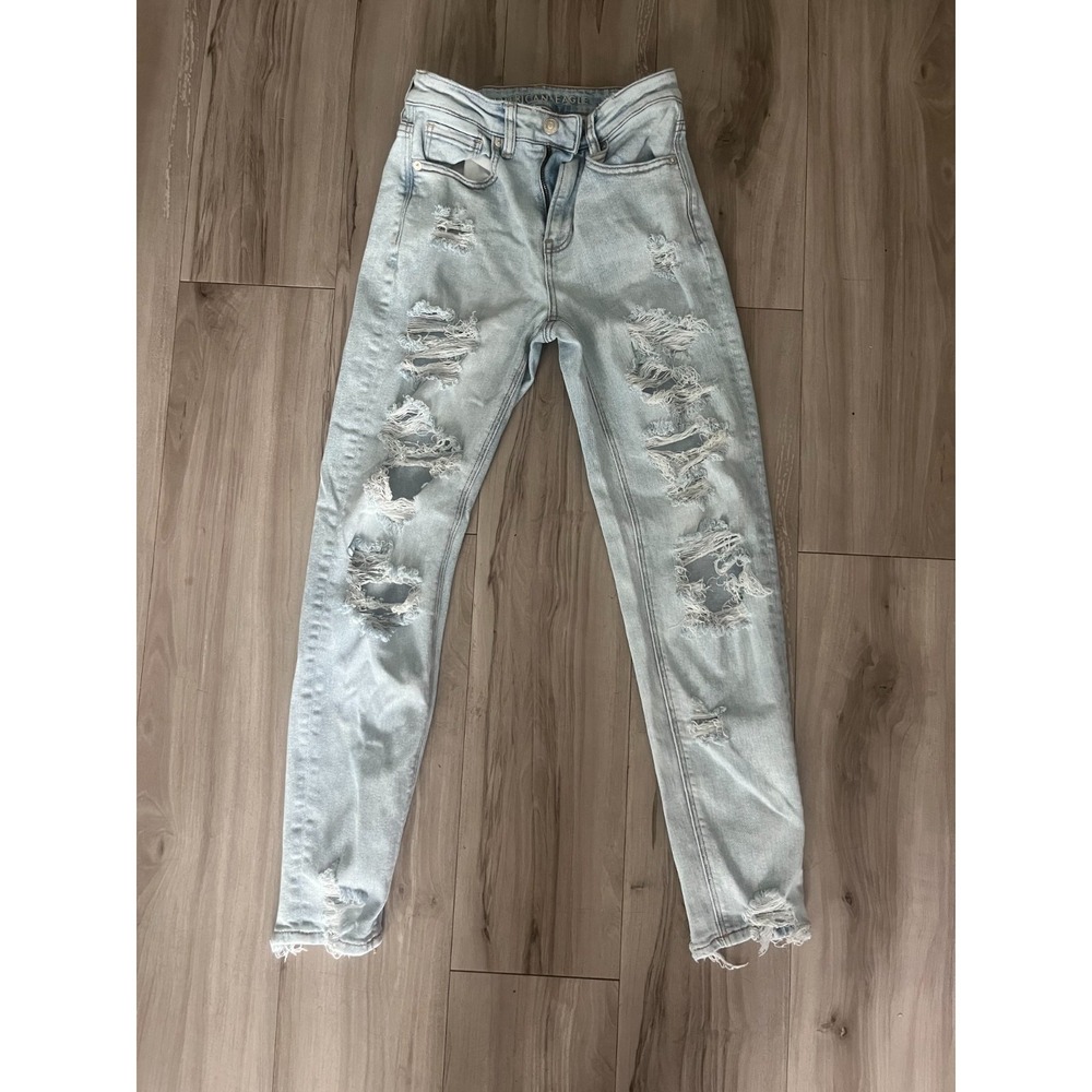 American‎ Eagle Outfitters Strigid Curvy Ripped Mom Jeans Womens 00 Blue Denim